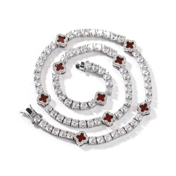 2026Elegant Clover Tennis Chain Necklace for Women Gold Plated Fashion Jewelry with Moissanite VVS Material Summer Collection