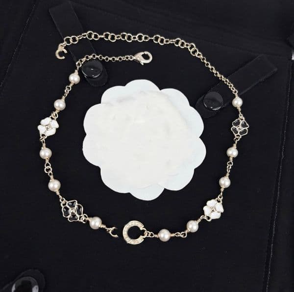 Luxury Designer C Pendant Necklaces 26c Letter Long Chokers Pearl Gold Necklace Party High quality Sweater Long Chain CCity Jewelry ghj56fg