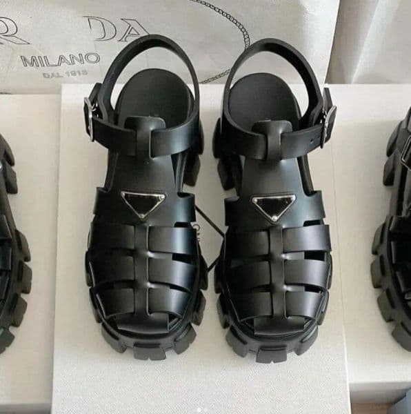 2022 Latest Designer Foam rubber sandals Monolith soles Black White Hollow Shoes Comfortable Cute Mary Jane granny shoes Size 35-41