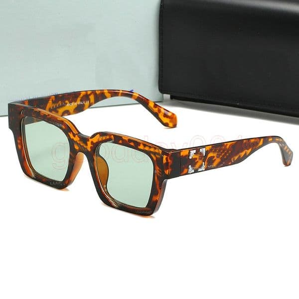 Luxury Brand Designer Square Sunglasses For Women Men Fashion Shades Trending Rivets Outdoor Sun Glasses UV400