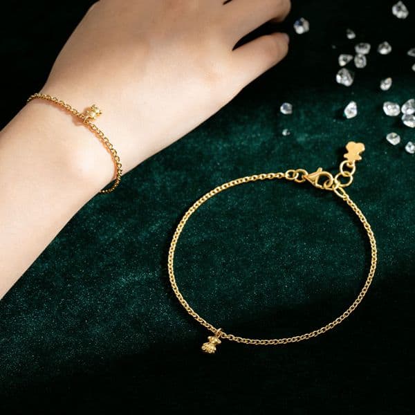 Minimalist Silver Mesh Bracelet Bear Charms Fashionable Luxury Jewelry Sweet Gift For Female Daily Wear