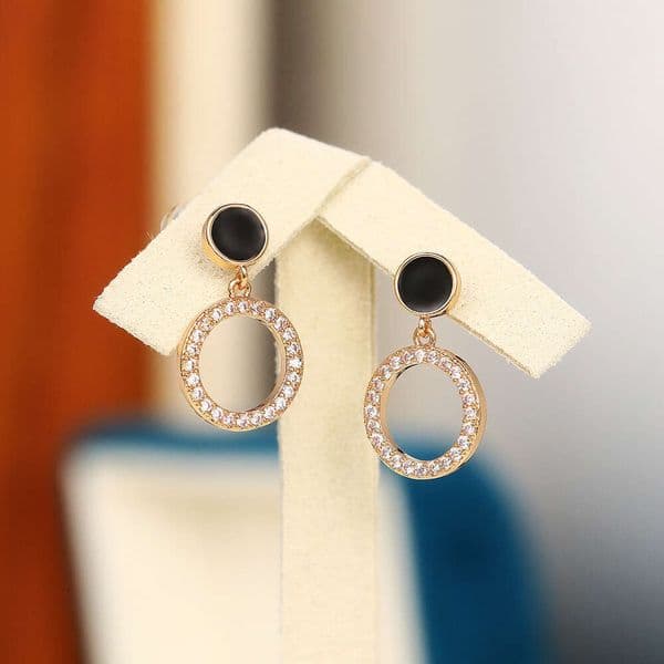 Korean Fashion Simple Black Round Geometric Hollow Circle Stud for Women Micro Inlaid Moissanite Earrings