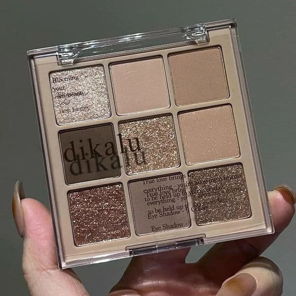 9-Grid Eyeshadow Palette Glitter Pearlescent Matte Acrylic Transparent Eye Shadow Makeup Long Lasting Women Beauty Cosmetics 1PC 260321