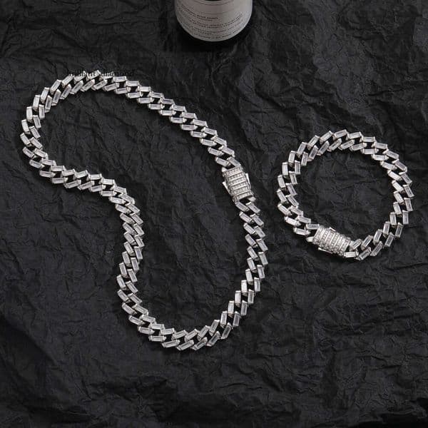 Popular Moissanite Jewelry Bracelet Hip Hop Moissanite 12mm Diamond-shaped Cuban Bracelet Unique and Versatile Trendy Men's Accessory