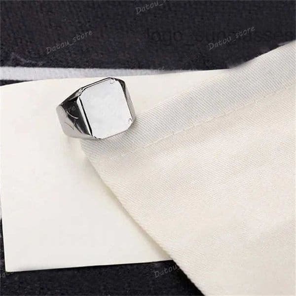 Men Retro 925 Sterling Silver Ring Designer Couple Rings Fashion Womens Square Ring Casual Hip Hop Love Rings Ornaments Luxury Jewelry Gift