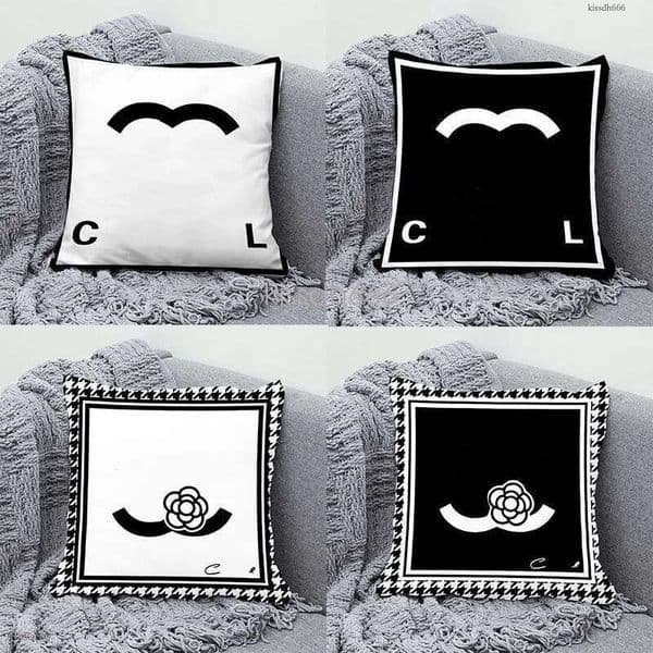 designer Luxury Letter pillow bedding home room decor pillowcase couch chair Black white cushion car multisize men women casual pillows