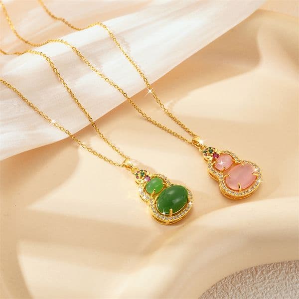 Chinese Style Retro Pink Green Gourd Titanium Steel Necklace for Women Versatile Spring Summer New Cute High-end Collarbone Chain