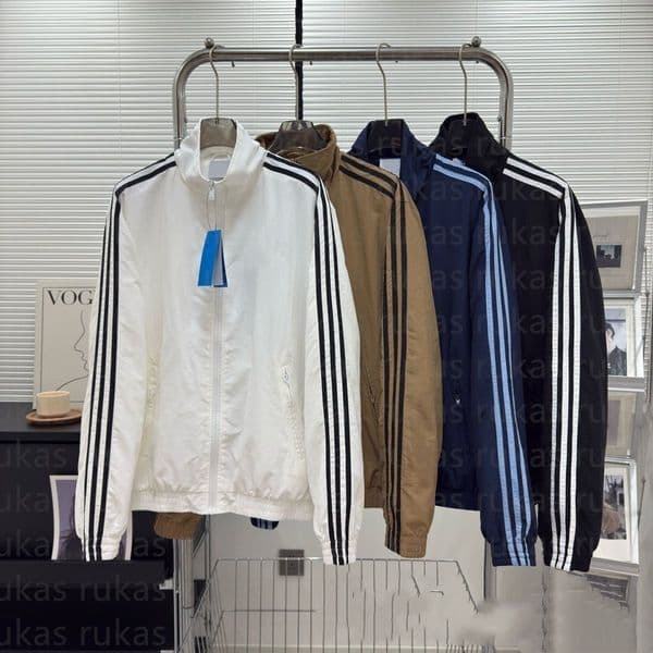 Jacket mens Hooded Windbreaker Coat Designer Zipper Sweatshirt Waterproof Cotton Clothing Letters Embroidery Thicken Jackets Fallow Men Jackets Designer