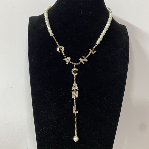 C263UAHS2 Exquisite Necklace Bracelet Necklace Vintage Retro Sparkle Jewelry Fashionable Designer Earrings Ear pieces Delicate Ear studs Accessories Fashion