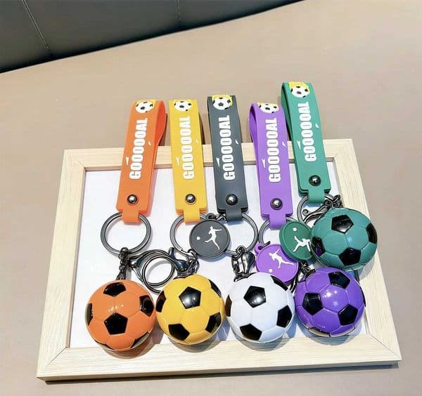 Football Keychain For Fan PVC Soft Glue Soccer Pendant Keychain Accessories Bag Decoration World Cup Souvenirs Key Chain Gifts H260504