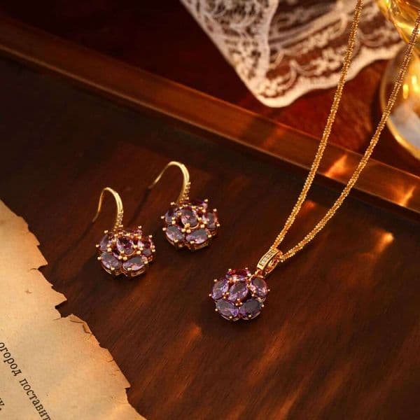 French-style micro-inlaid purple zirconium necklace earrings for women, exuding elegance and sophistication, collarbone chain with a niche design