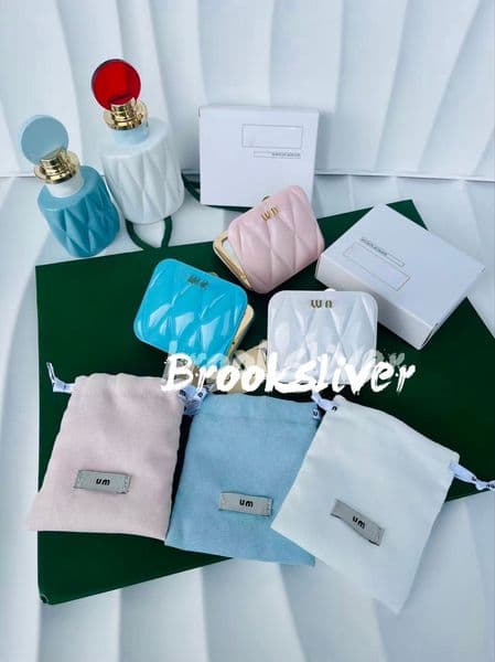 beauty gift 5 color mirror fashion desingers collection classical makeup M vip mirror gift package 78X90X29MM