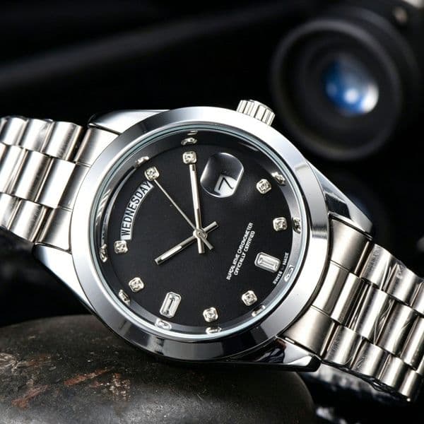 Fashion Men Watch Smooth Polished Bezel Sunburst Dial Day Date Dual Calendar Luxury Business Wristwatch 3322