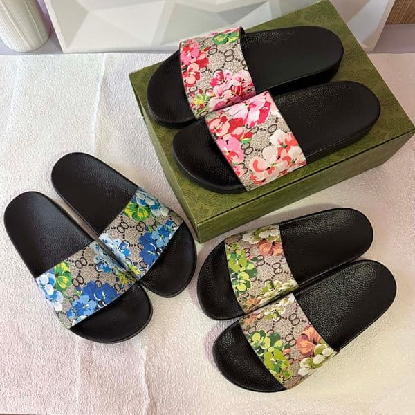 Top Quality Designer Slippers Mens Womens Slides Floral Flat Gear sole Luxury Sliders Summer Beach shoes pantoufles claquettes Rubber Slippers Slide Sandal 003