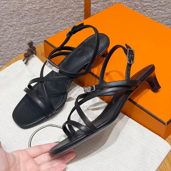 High quality Orange Kitten Pumps Summer strappy sandals Designer slipper High heel Narrow Band Stiletto heel Metal buckle slides Luxury Womens Ankle Strap Sandale