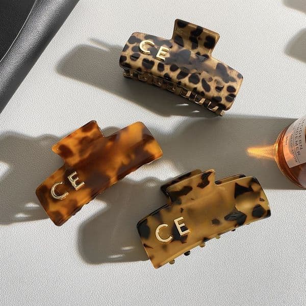 Designer Hair Clips Vintage Tortoiseshell Hair Claw Luxury Hair Claw Clip for Women Acrylic Hair Clips Fashion Barrettes Hair Pin Premium Small Gifts