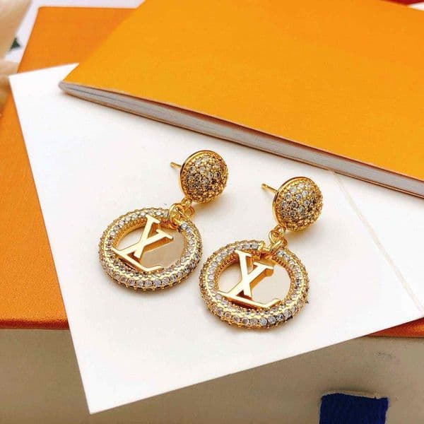 2026 New 10A Luxury Designer Ear Stud Earrings Pearl Real Gold Brass Copper Crystal Round Letter Earring Fashion Womens Elegance Designer Wedding Party
