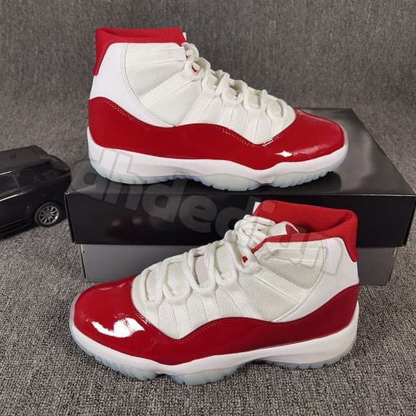 Basketball shoes womens 11 sneakers men trainers Gamma Blue Cherry Bred Velvet Concord jump mans Daily Outfit Outdoor Recreation Low men shoes With box 11s size 36-47.5
