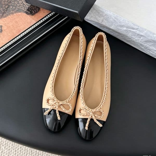 High quality chains Bowties Ballet Flats shoes Real Leather Soles Round toe cap women's Luxury Designers loafers slip on flap Dress shoe factory footwear Size 35-41