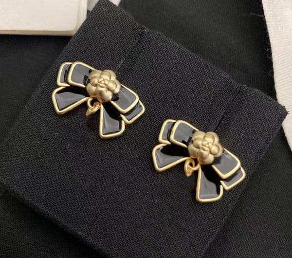 Brand Master latest design for women earrings, butterfly earrings, brass earrings, 925 pure silver needle, black and white with box