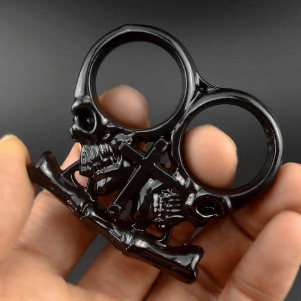 Designer Multicolor Sturdy Knuckle Duster Boxing Self Defense Two Finger Buckle Window Breaker Outdoor Camping EDC Tool Knuckle Dusters