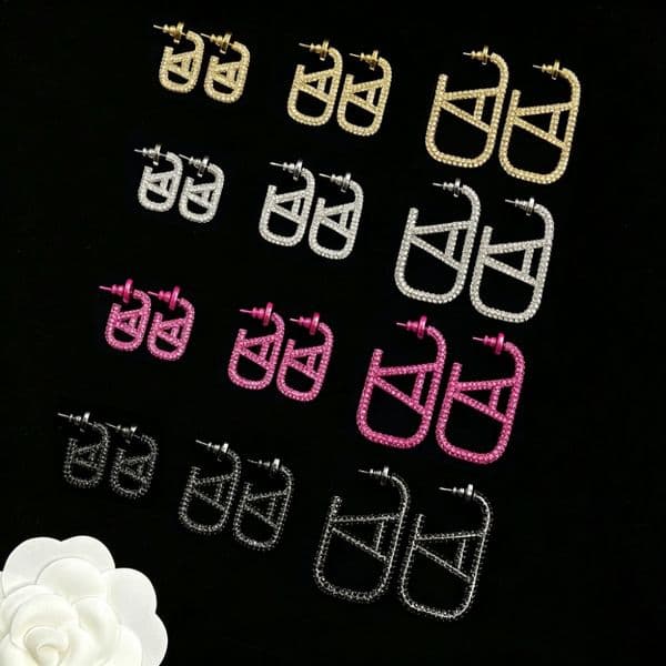 Designer Luxury Diamond Stud Earring 18k Gold Silver Earrings Hoop Earrings for Women Classic Minimalist Design Earrings Wedding Party Jewelry