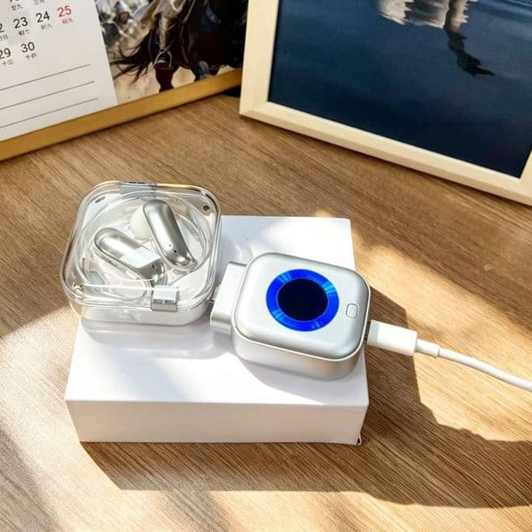 Smart Auto Stop Charging Adapter with Protective Memory Silicone Padding Fast Charging Station for-Apple and For-Huawei Sea Shipping