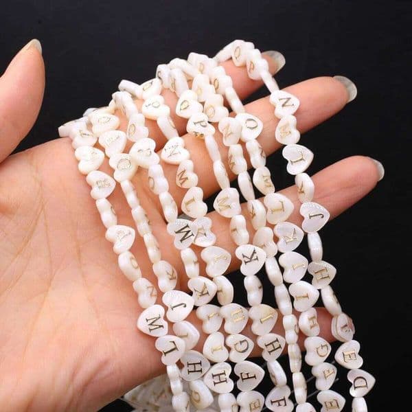 8x8mm Heart-Shaped Natural Freshwater Shell 26 Alphabet Loose Beads for Jewelry Making DIY Necklace Bracelet Accessories