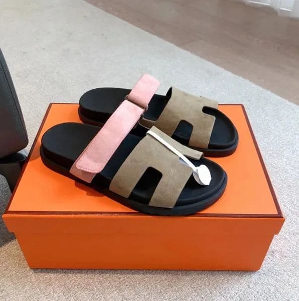 Luxurys Men Shoes Designer Slippers sandals Women brown slides Genuine Leather Casual Shoe summer beach gladiator Mules hasp top quality Flat Slide