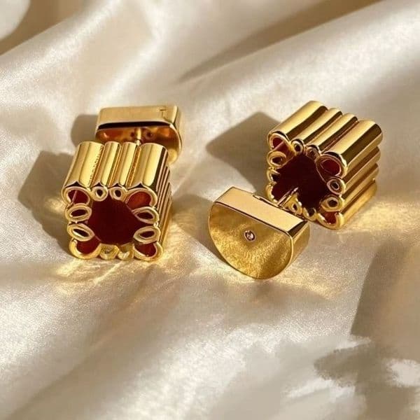 Stainless Steel Classic Designer Stud Earrings 18K Gold Plated Minimalist Vintage Luxury Earrings for Women Daily Wear High Quality Wedding Party Jewelry Gifts