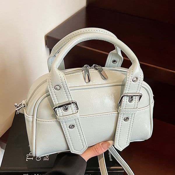 Niche Design Retro Motorcycle Style Personality Handbag Boston for Women Commuting Versatile High-end Fashionable Crossbody Bag
