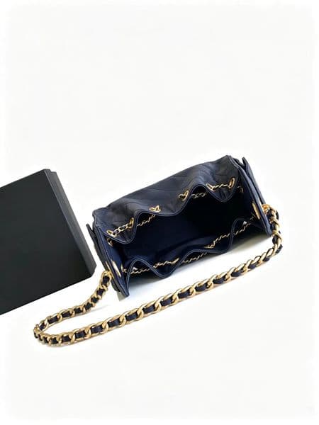 Designer bag handbag ladies bag makeup bag underarm bag bag kll5631