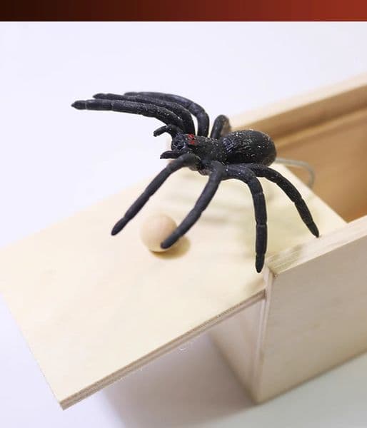 Prank Spider Wooden Box Toy, Funny Scare Surprise Box Trick Toy for Party Joke Prop