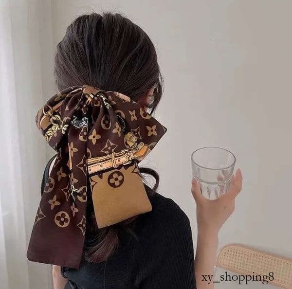 2026 Personality Classic Twilly Womens Headband Fashion Bag Scarfs Designer Scarf for Women Hair Thin Scarves Neck Tie 120-8cm 40style