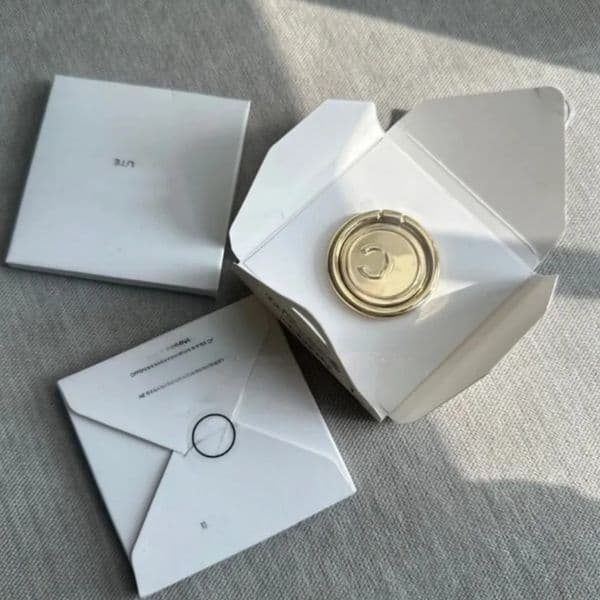 Practical Light Luxury High-end NEW party gift phone holder metal part classical double-C gift selfadhesive holder Decorative Objects & Mountings collection gift