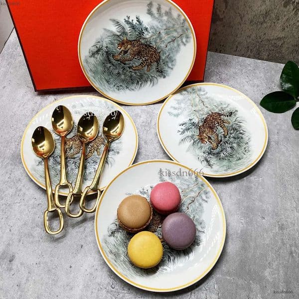 6-inch ceramic plate set - perfect for serving snacks, featuring unique Nordic design and excellent quality assurance cutlery set gifts