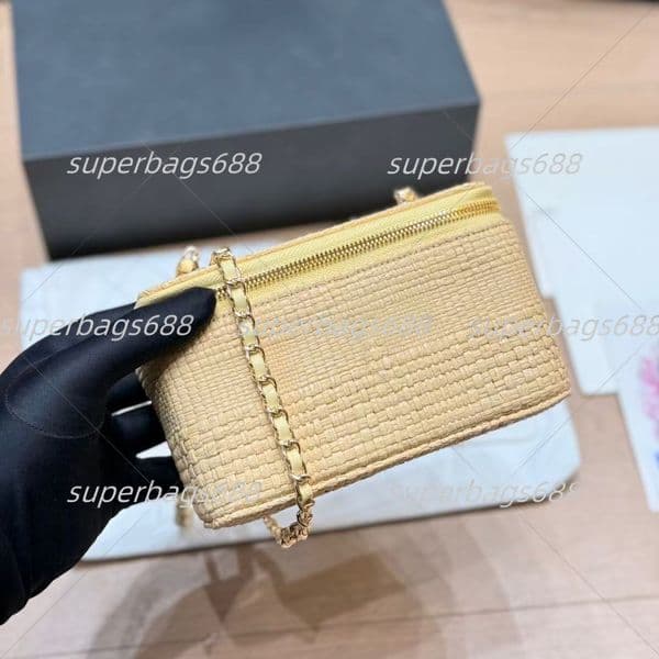 Raffias Straw Mini Vanity Case Chain Crossbody Bag Designer Luxury Lunch Box Makeup Cosmetic Bag for Women Summer Vacation Handbag