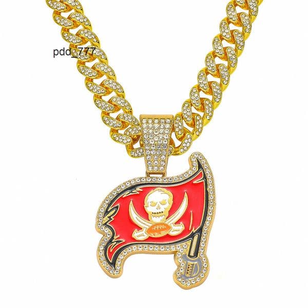 New Pirate Full Diamond Pendant Hip Hop Street Dance Fashion Jewelry Moissanite Necklace