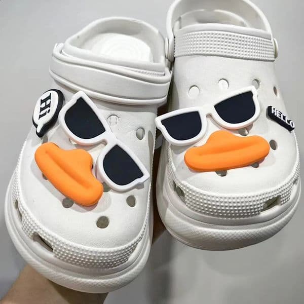 6Pcs Set Funny Face PVC Sausage Mouth Charms for Clogs Summer Sandals Buckle DIY Gift Shoes Accessories Cartoon Cute 260414