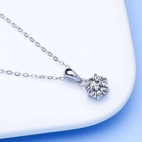 925 Necklace Pendant Shining Zircon for Women Wedding Sterling Silver Jewelry Engagement Charm Party Gift royal