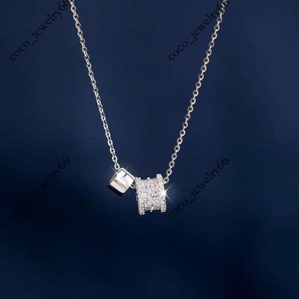 Lucky Bead Small Waist Necklace for Women New Ins Style High-end Light Luxury Niche Personality Design Versatile Clavicle Chain