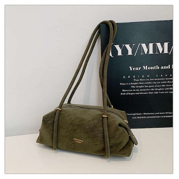 Vintage Matte Women's Tote 2025 New Pillow Commuting Shoulder Underarm Niche Fashion Baguette Bag