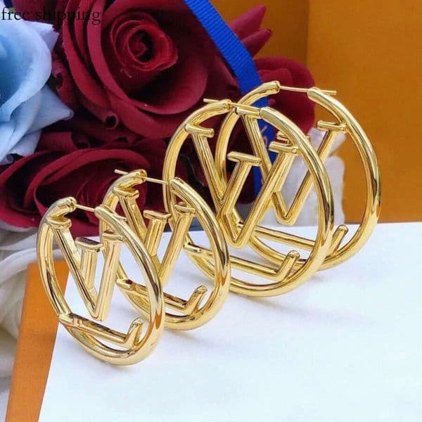 Designer V Letter Luxury Hoop Earrings Extravagant Studs 4cm 5cm Classic Simple Clip-Ons Earring Steel Silver Gold Engagement Knots Jewelry Valentine Gift