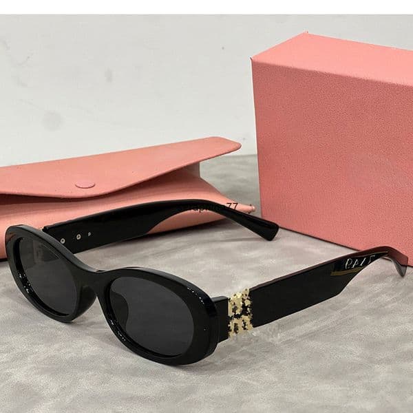 Sunglasses Designer Sunglasses luxury women square frame classics Sunglasses Classic men Eyeglasses Goggle Outdoor Beach Sun Glasses Woman Optional 5A quality