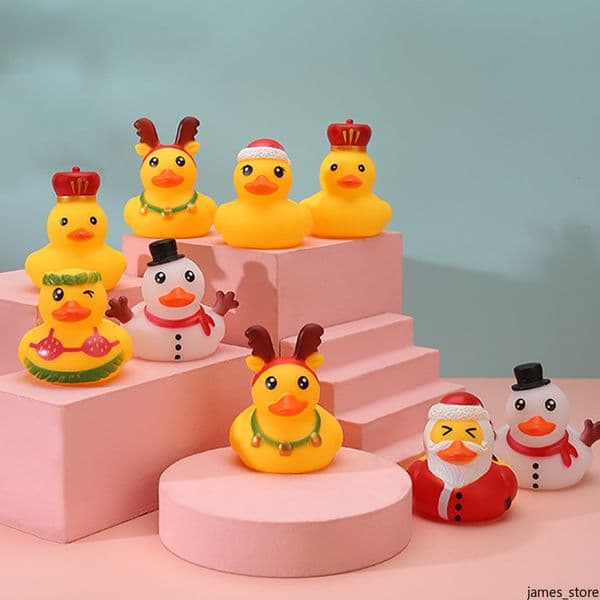 Car Decoration Christmas Party Favorber Rubber Duck Bath Toys Kids Assorted Ducks Christmas Holiday Baby Shower Toys Snowmen Squeeze Sound Toy