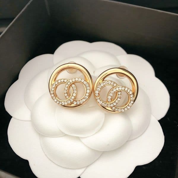 Luxury Letter Stud Earrings Designer Jewelry Women Earring White Black Wedding Party Accessories