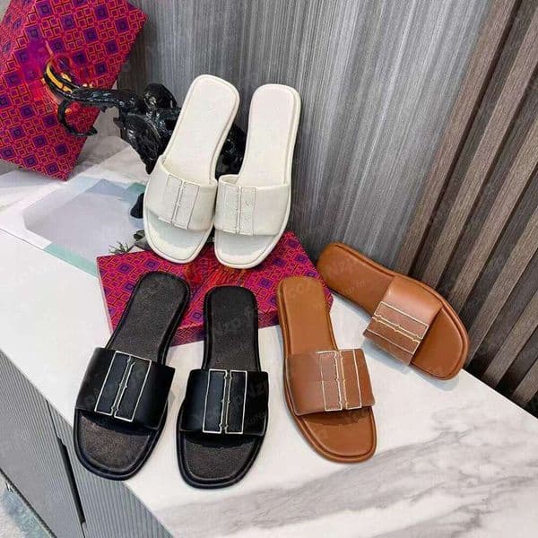 Summer new designer flat sandals light luxury versatile lazy shoes beach vacation slippers soft sole not tiring feet lightweight anti slip wear-resistant