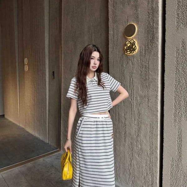 Designer Dress Set For Woman 26ss Summer Striped Youthful Fashion Short Sleeve Patchwork Skirt