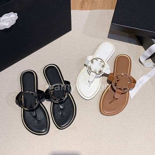 Designer flat-bottom top-quality sandals versatile summer slippers beach flip-flops women's casual stylish sandal