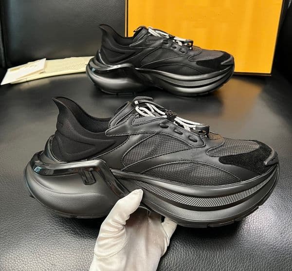 Designer Luxurys Dress Shoes Men's High-End Dad Shoes Thick Bottom Heightening Mesh Casual Sports Retro Shoes Breathable Shock Absorption Support